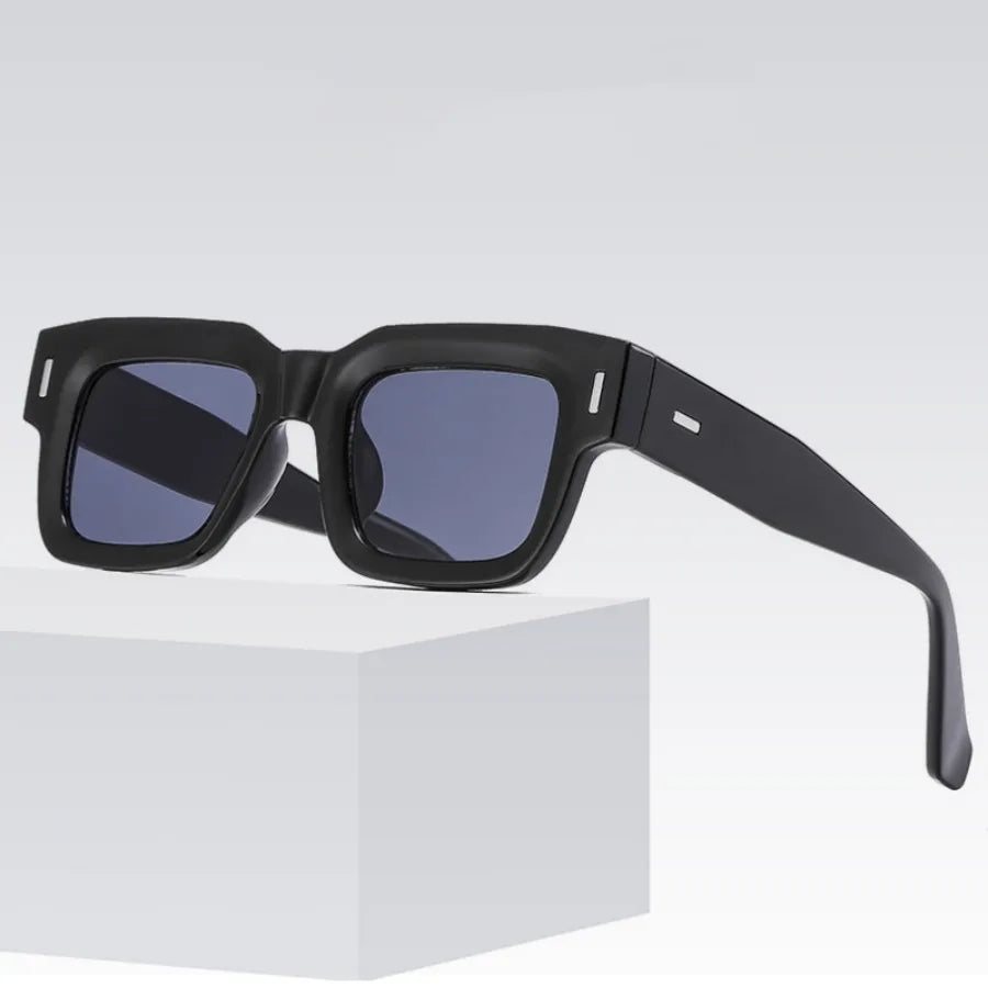 Lunettes de soleil carré style rétro