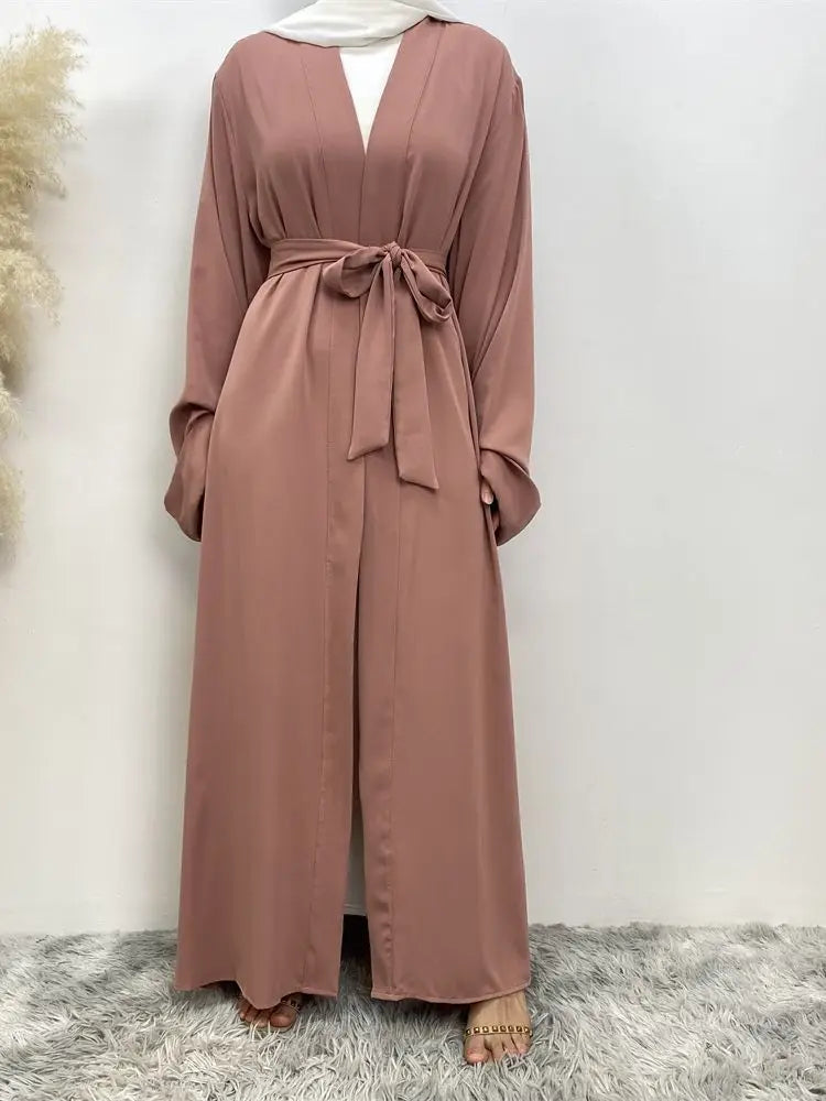 Abaya élégante avec ceinture