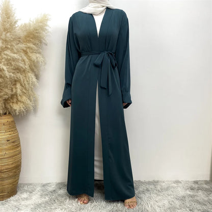 Abaya élégante avec ceinture