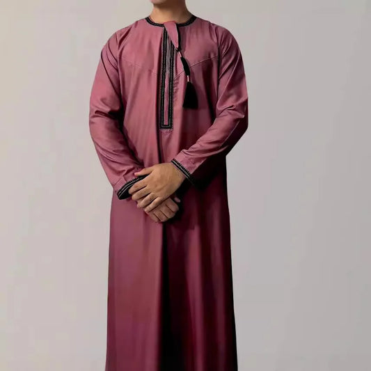 Qamis Omani